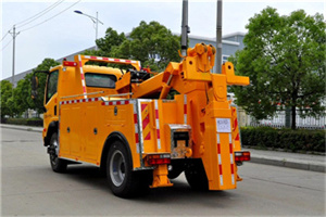 沙湾高速路拖车费